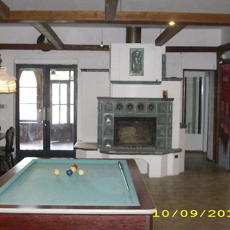Pension Hubertus Aš Buitenkant foto